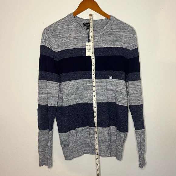 NWT Express Mens Crew Neck Striped Knit Sweater Top Grey Navy Blue - Picture 8 of 11